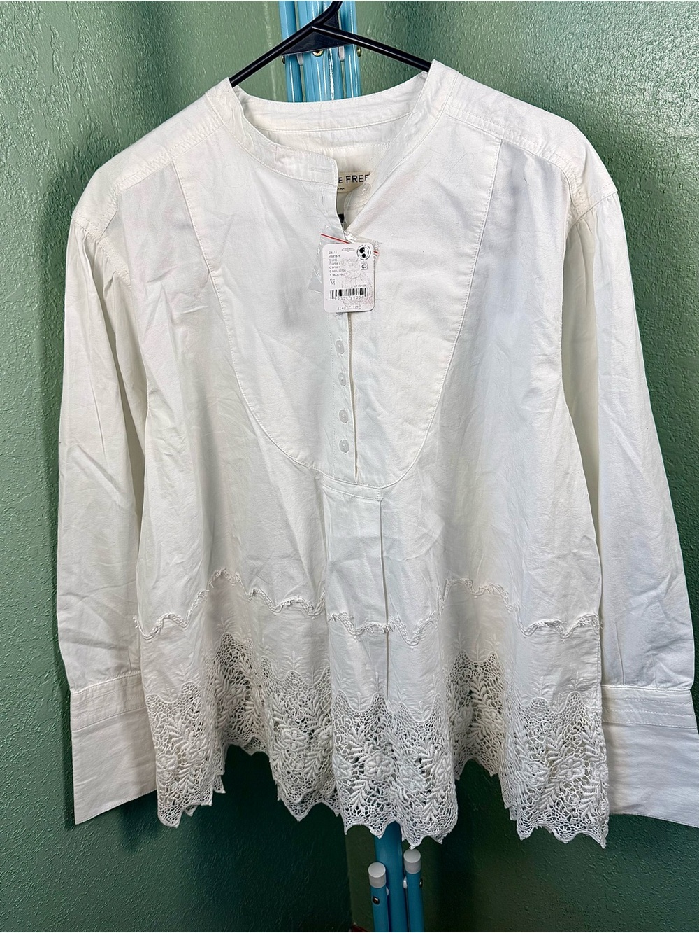 Free People White Little Bit of Lace Button Front Blouse Top Size Medium